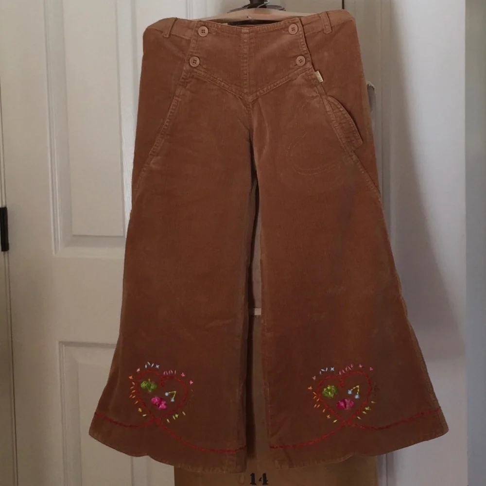 Oilily corduroy bell bottoms size 128 or 7/8yrs